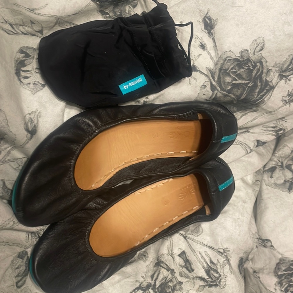 Tieks black flats
